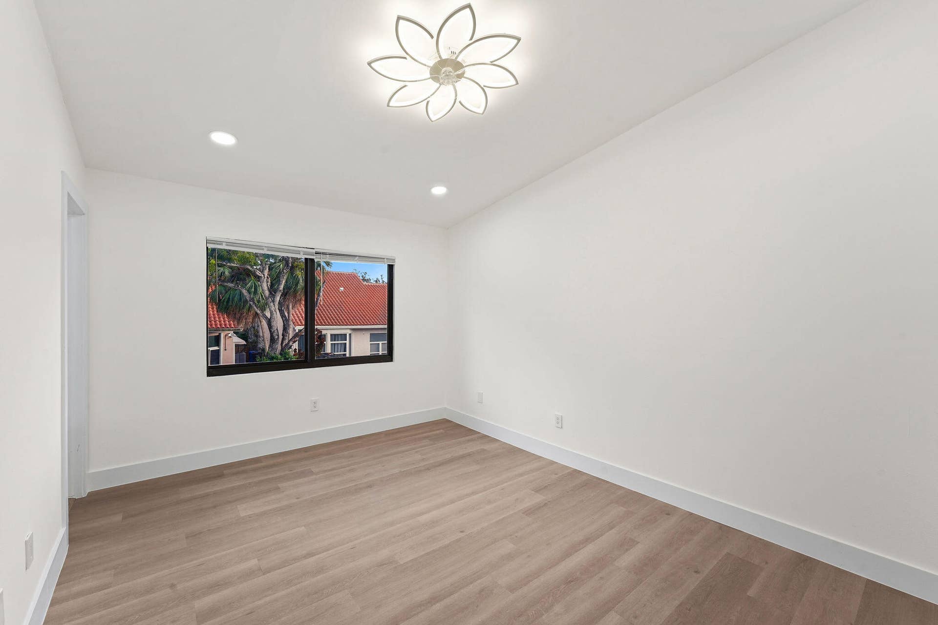 3844 ATLANTA Street, Hollywood, FL 33021 41__3844_Atlanta_Street_Hollywood_photo_