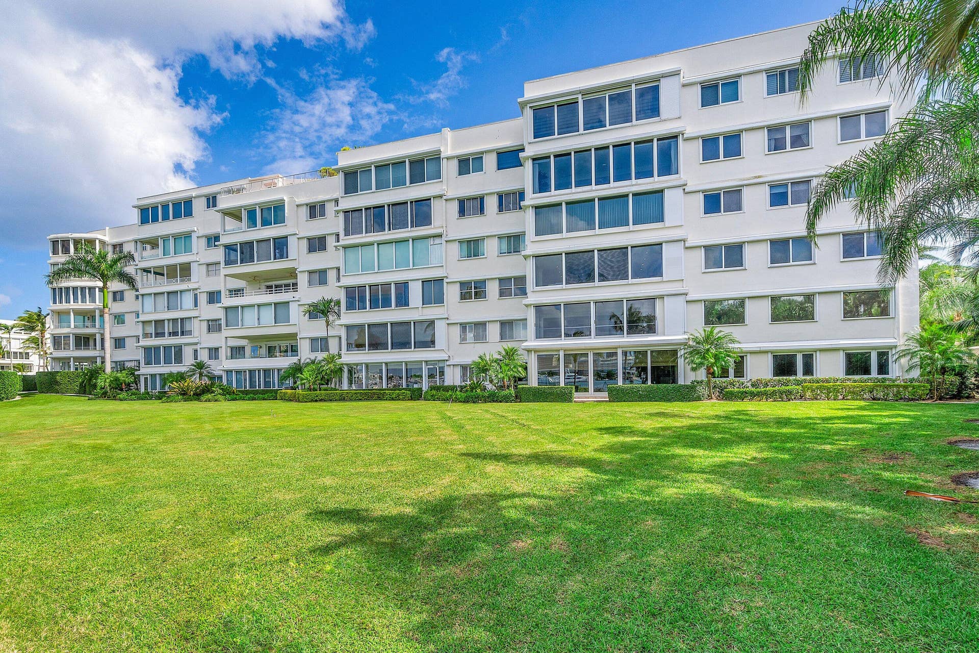 038-44CocoanutRow-PalmBeach-FL-33480-SMA