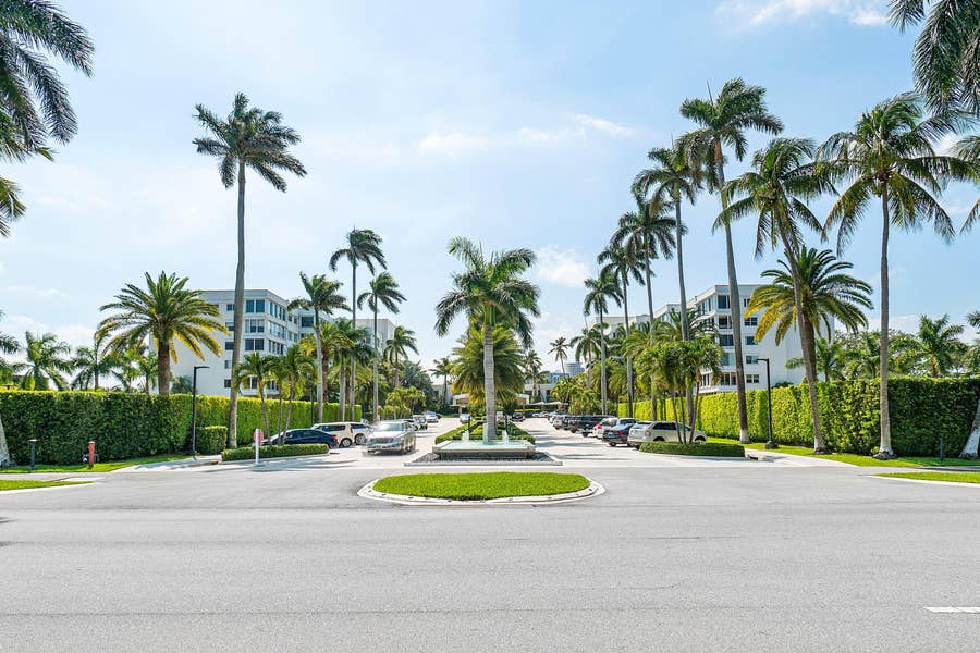 Property photo for 44 COCOANUT Row, #222B, Palm Beach, FL