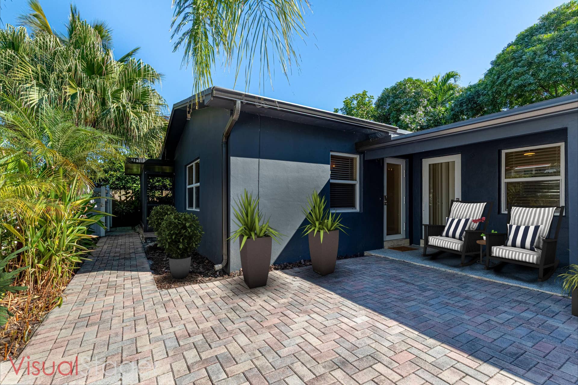 2000 NE 18TH Street, Fort Lauderdale, FL 33305 Front Duplex