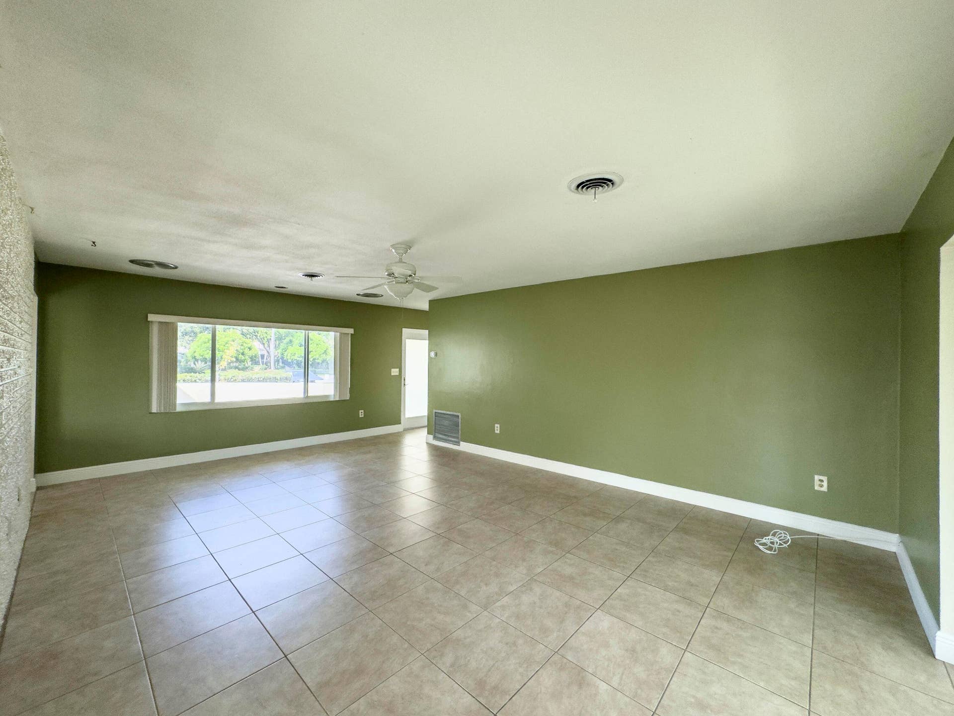 1025 Yale Drive, Hollywood, FL 33021 IMG_4626