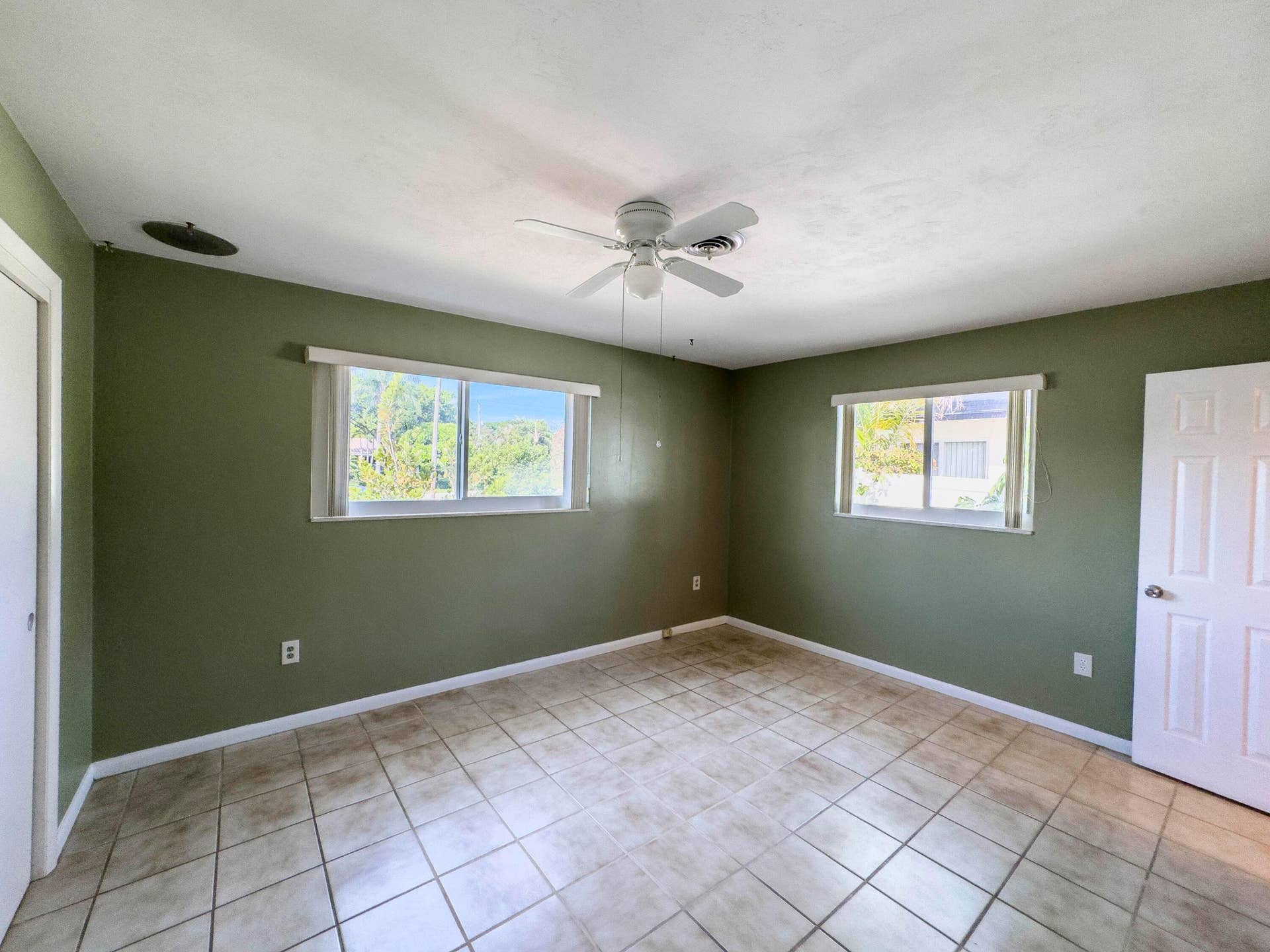 1025 Yale Drive, Hollywood, FL 33021 IMG_4638
