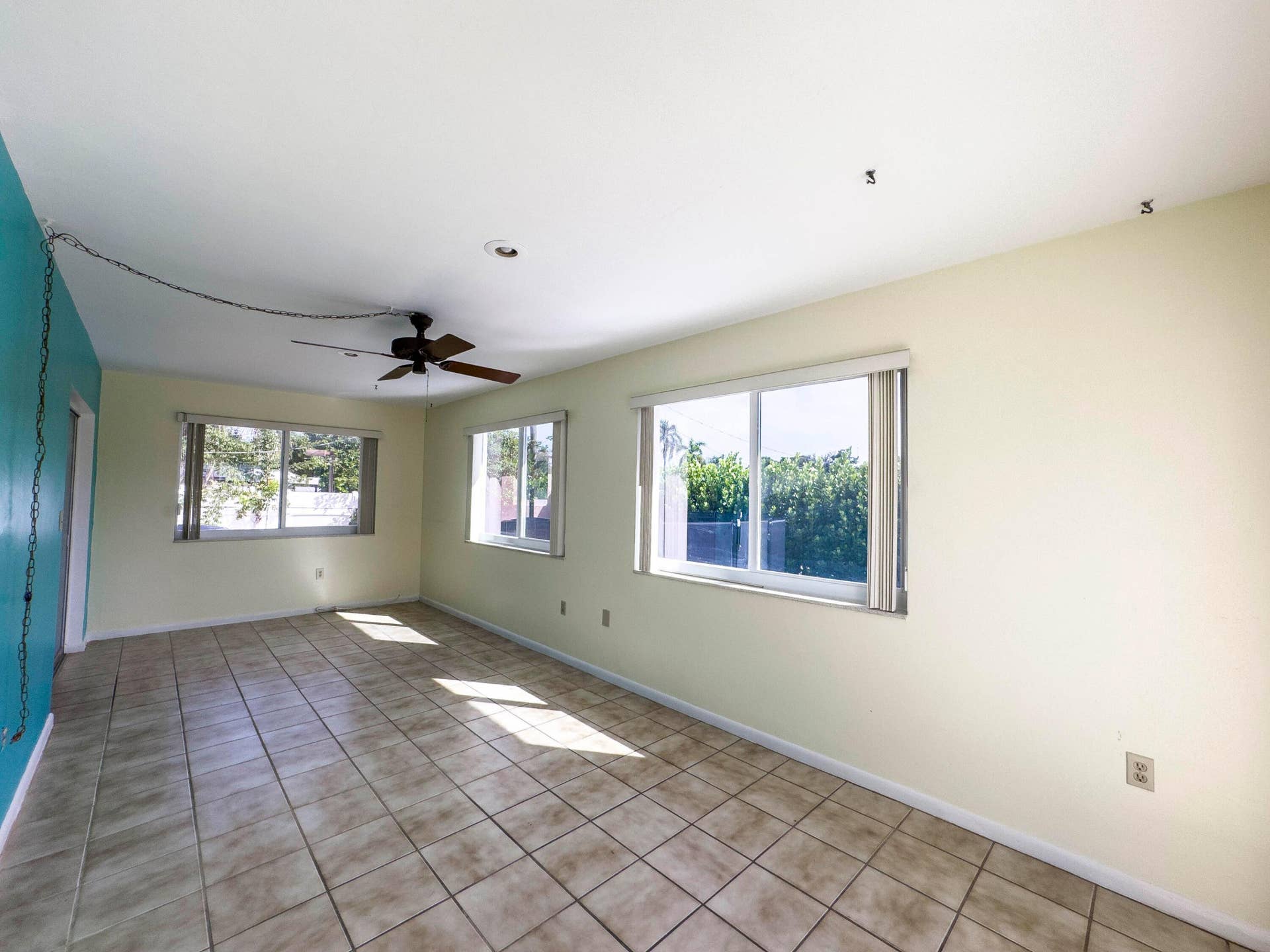 1025 Yale Drive, Hollywood, FL 33021 IMG_4630