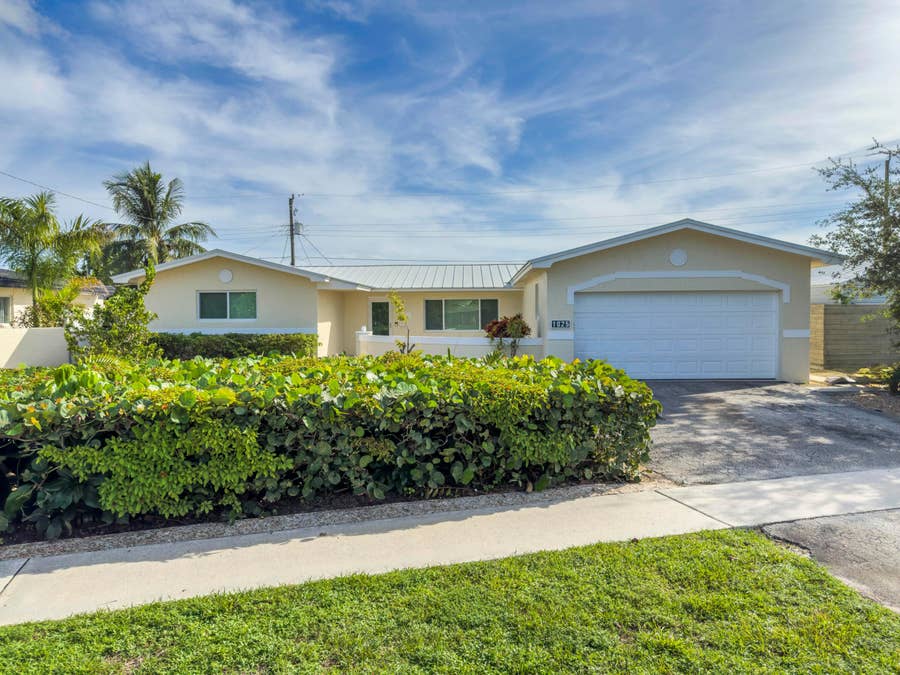 Property photo for 1025 Yale Drive, Hollywood, FL