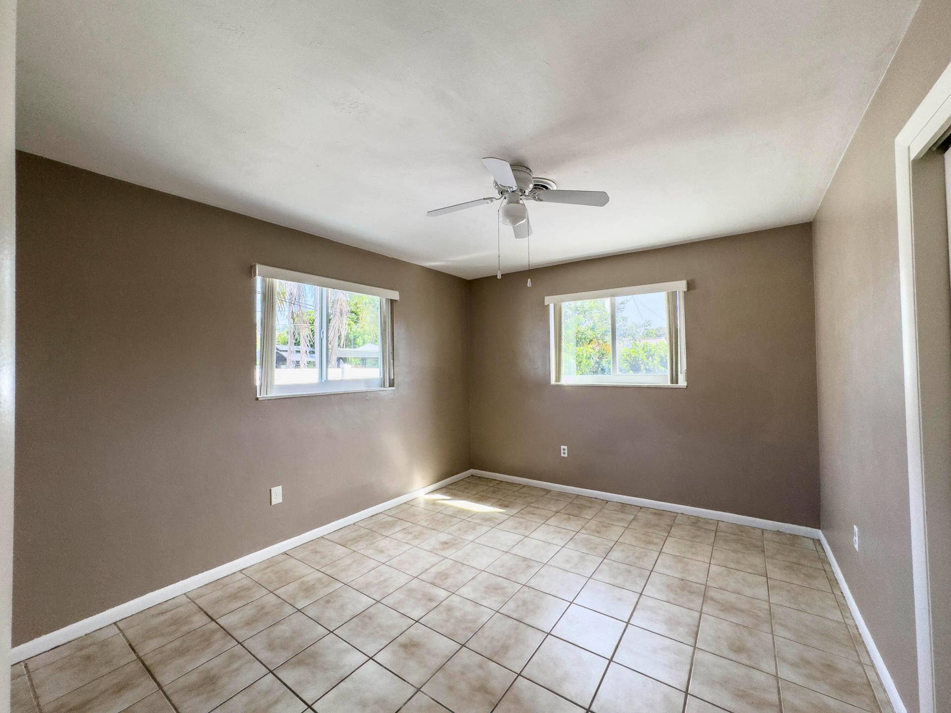 1025 Yale Drive, Hollywood, FL 33021 IMG_4640