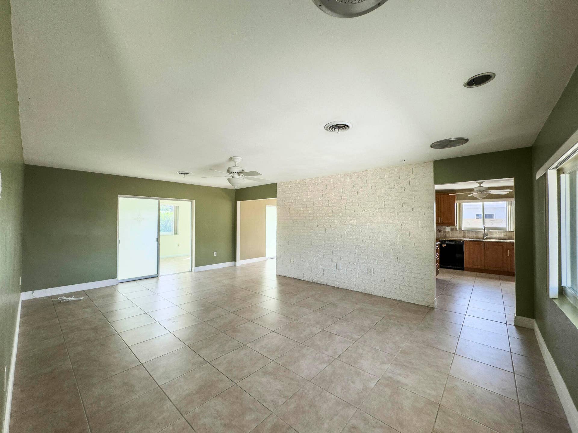 1025 Yale Drive, Hollywood, FL 33021 IMG_4624