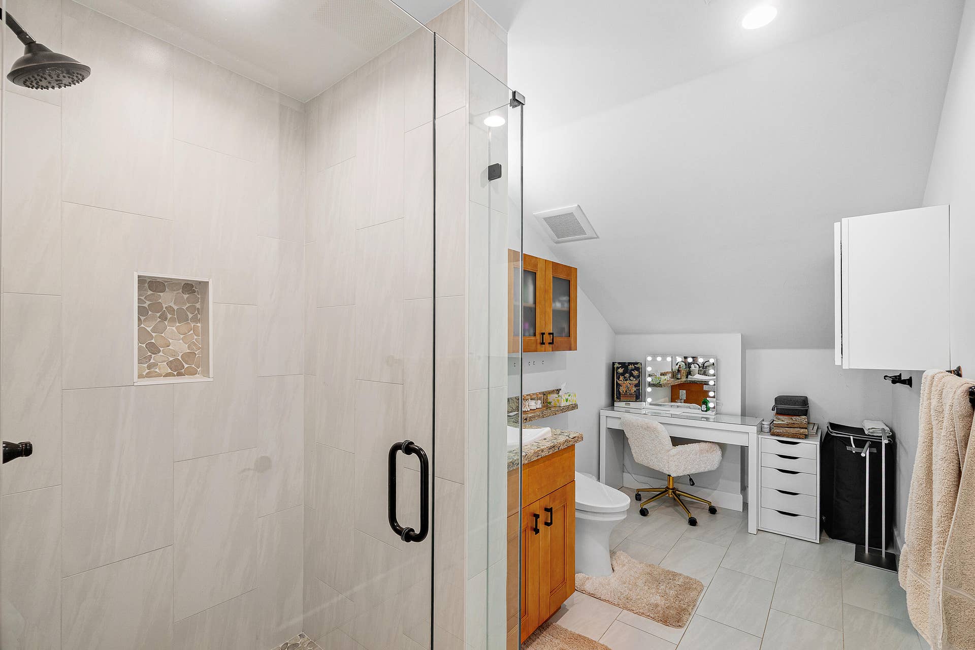 Upstairs Living Bath