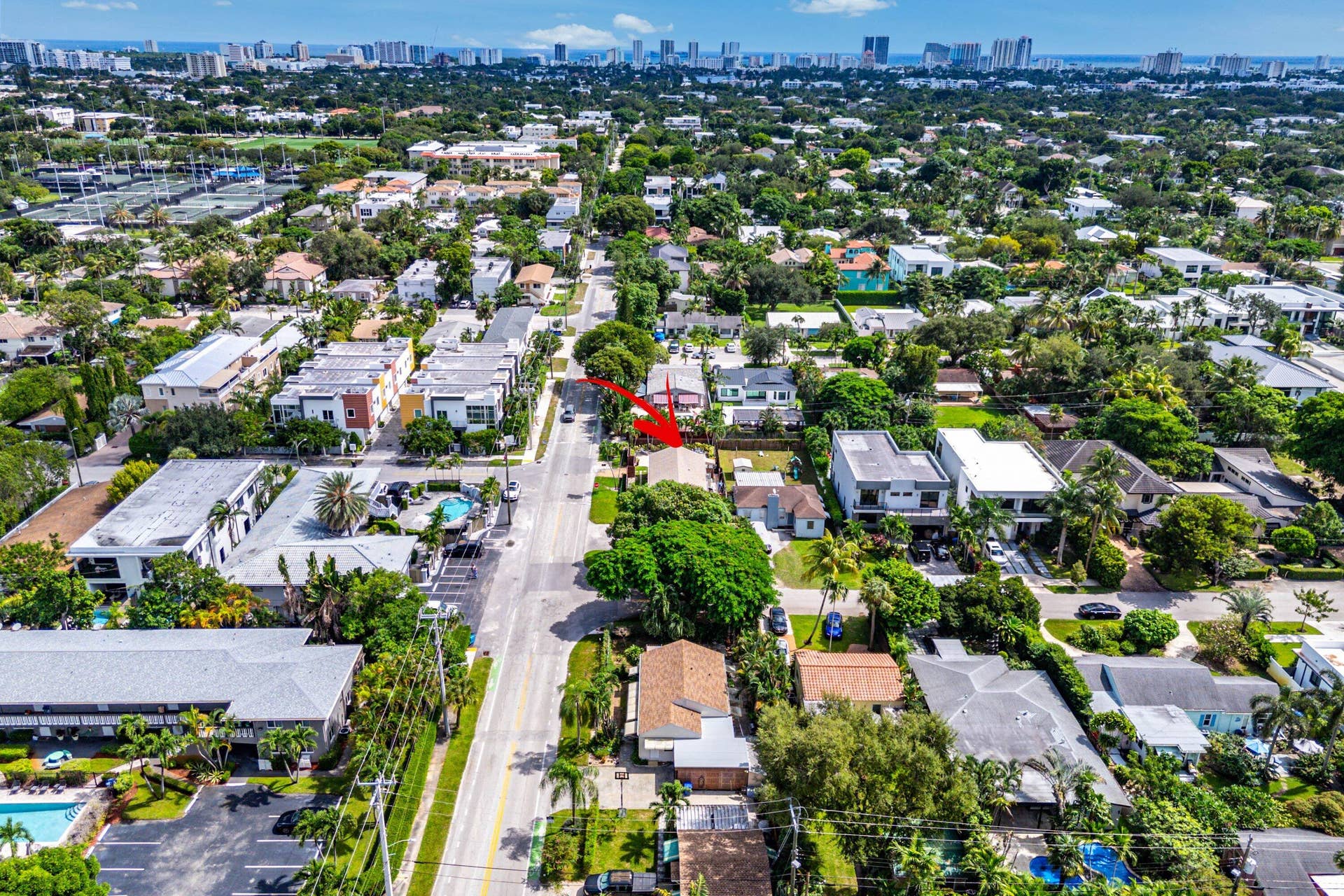 800 NE 6TH Street, #1, Fort Lauderdale, FL 33304 057-800Northeast6thStreet-FortLauderdale