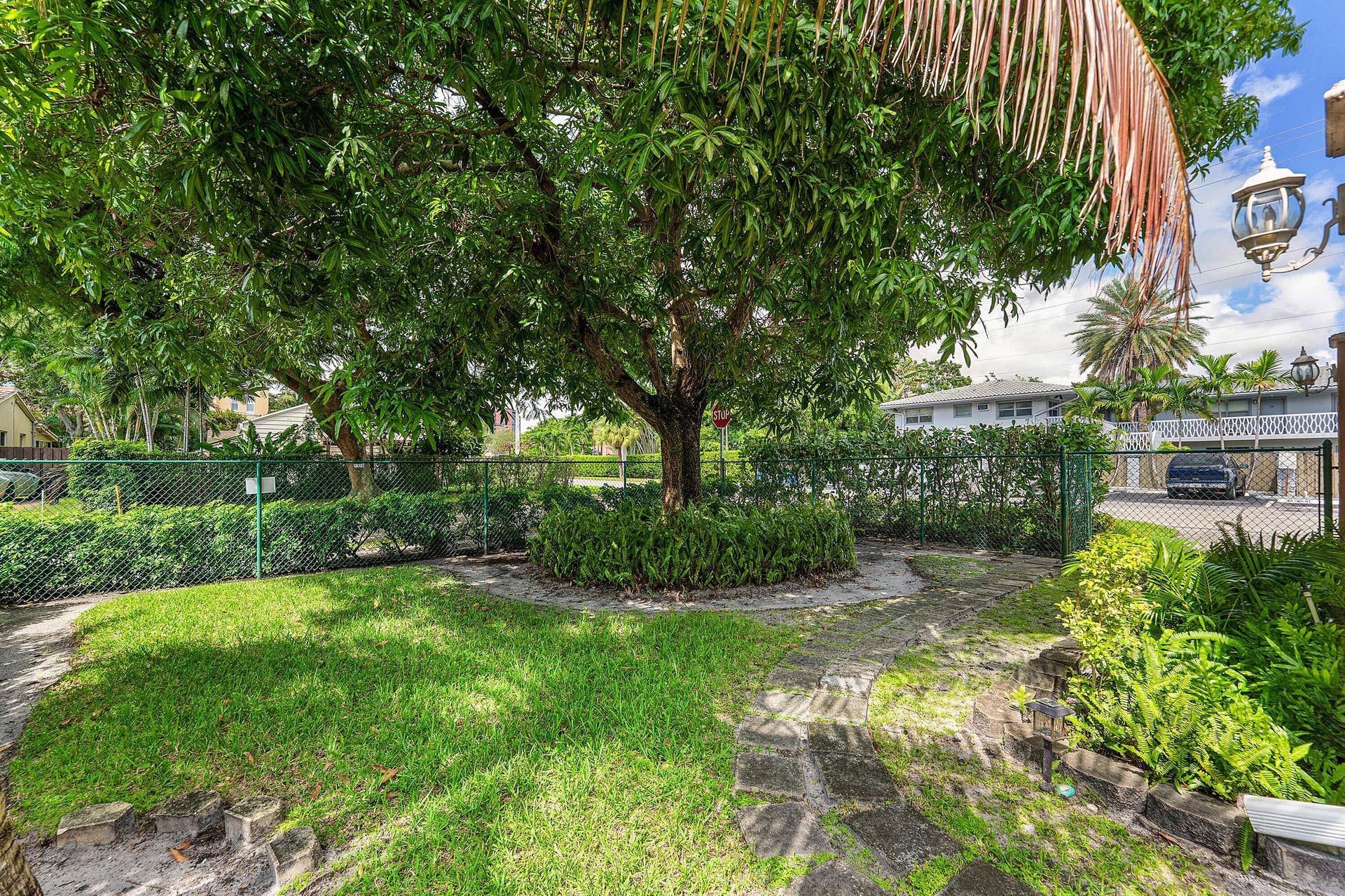 800 NE 6TH Street, #1, Fort Lauderdale, FL 33304 034-800Northeast6thStreet-FortLauderdale