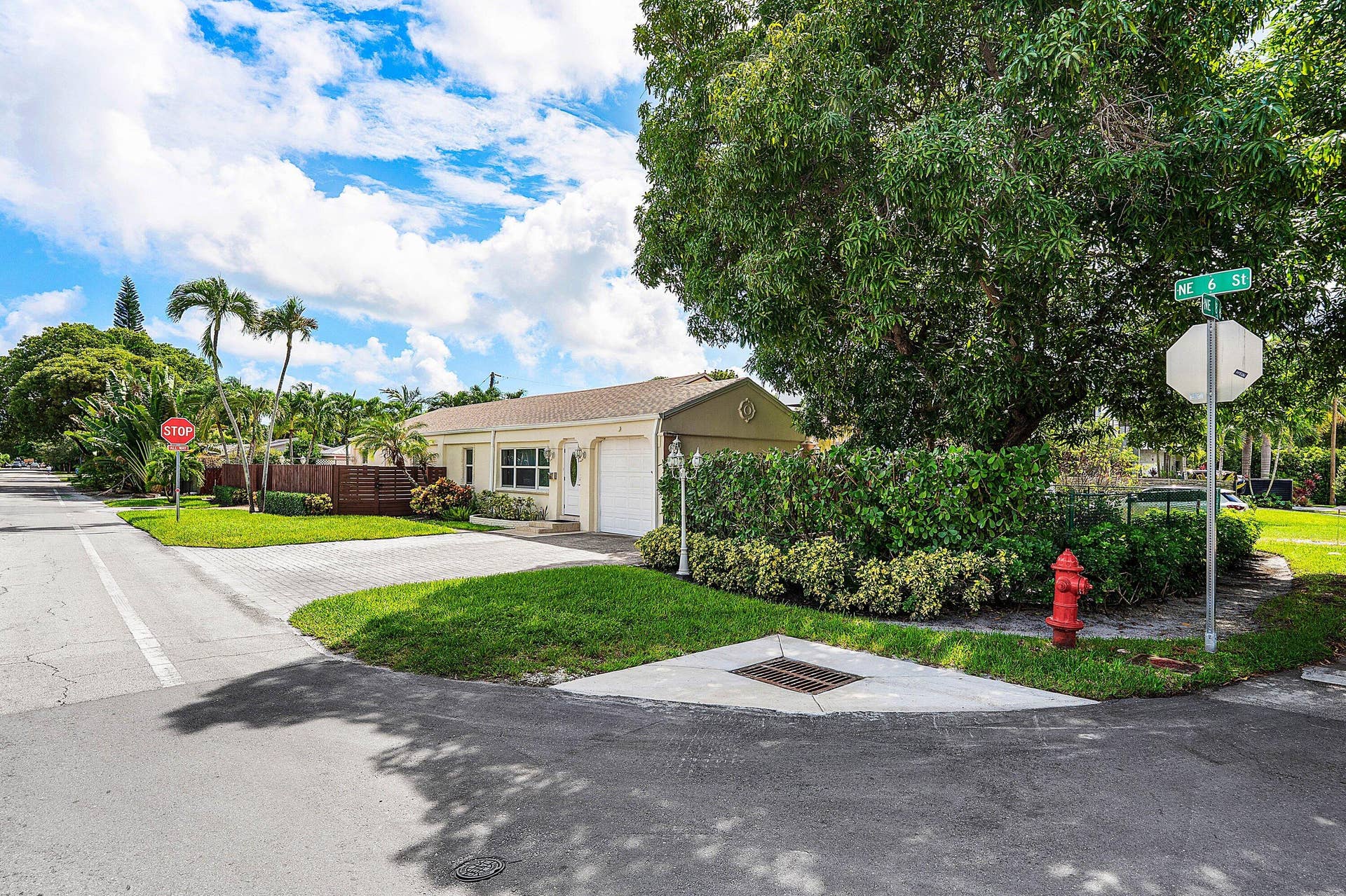 800 NE 6TH Street, #1, Fort Lauderdale, FL 33304 003-800Northeast6thStreet-FortLauderdale
