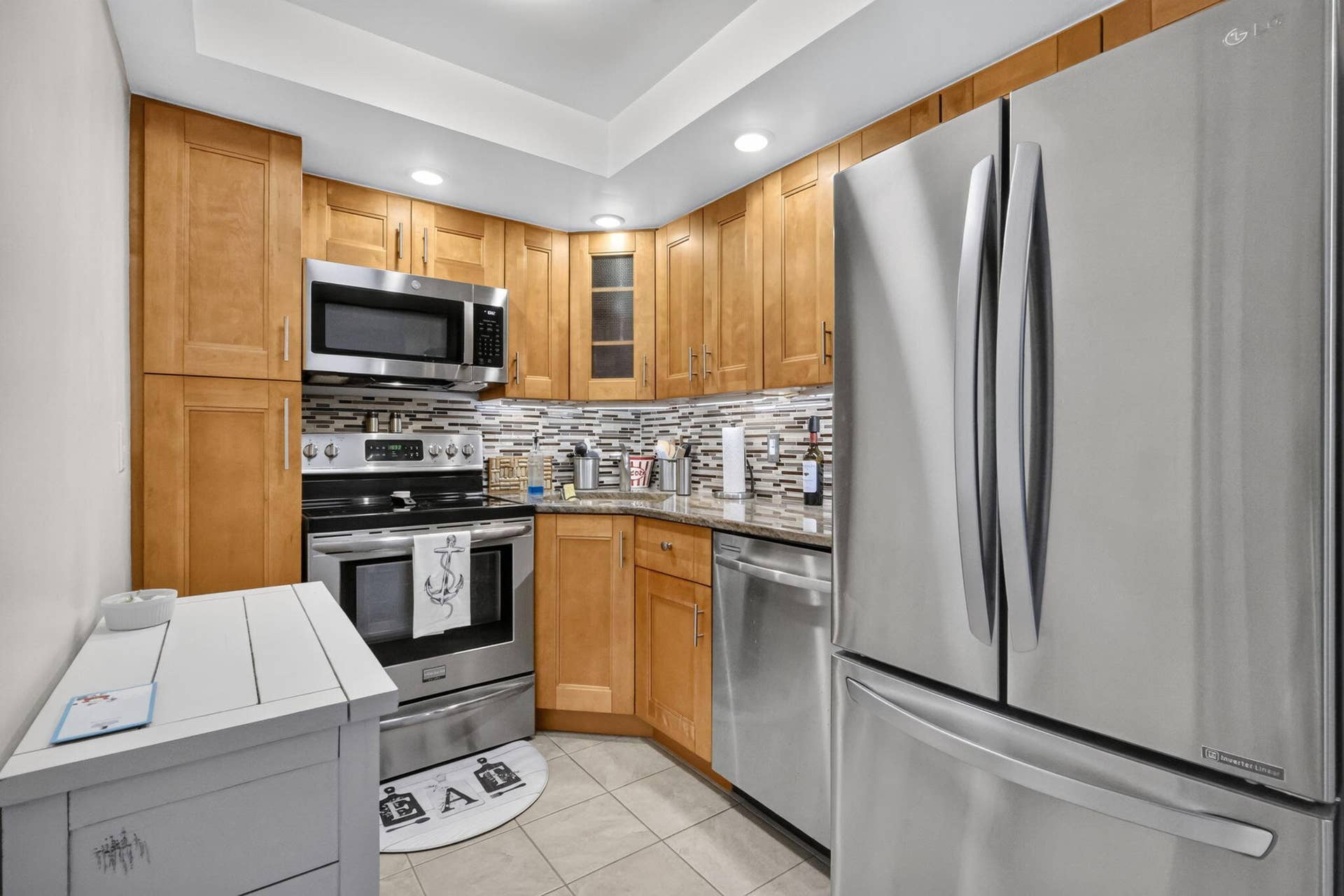 120 Lehane Terrace, #308, North Palm Beach, FL 33408 Kitchen