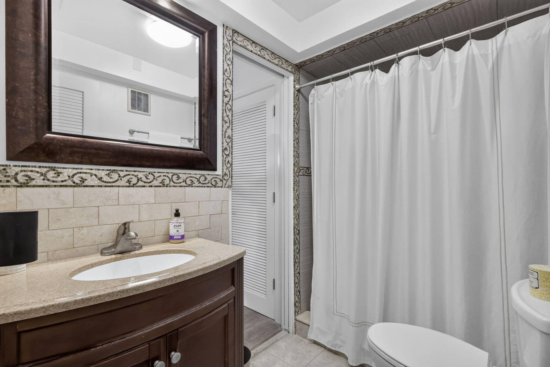 120 Lehane Terrace, #308, North Palm Beach, FL 33408 Bathroom