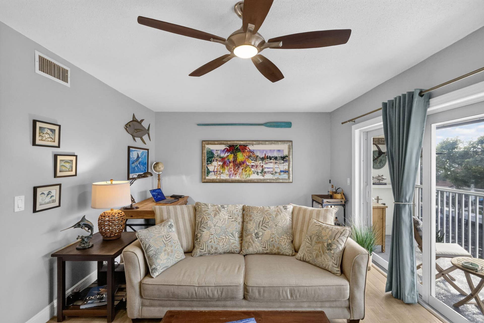 120 Lehane Terrace, #308, North Palm Beach, FL 33408 Living Room
