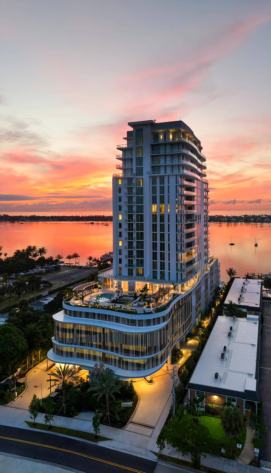 4714 N Flagler Drive, #904, West Palm Beach, FL 33407 Building Sunrise East View