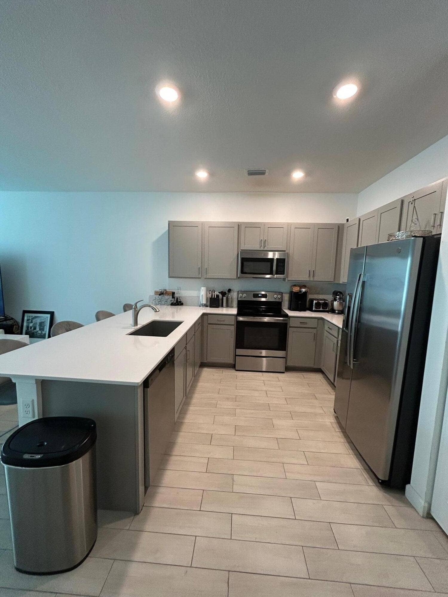 4505 Hartwell Lane, Riviera Beach, FL 33410 kitchen
