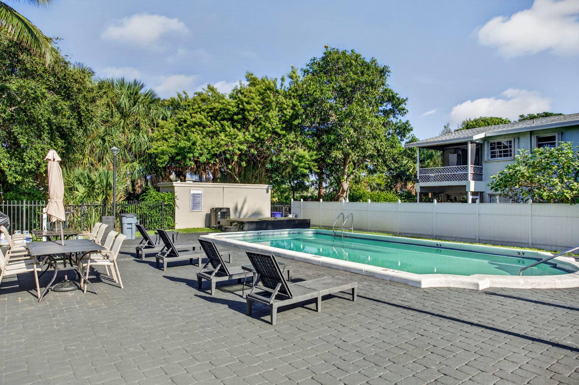 941 Crystal Lake Drive, Deerfield Beach, FL 33064 Community Pool