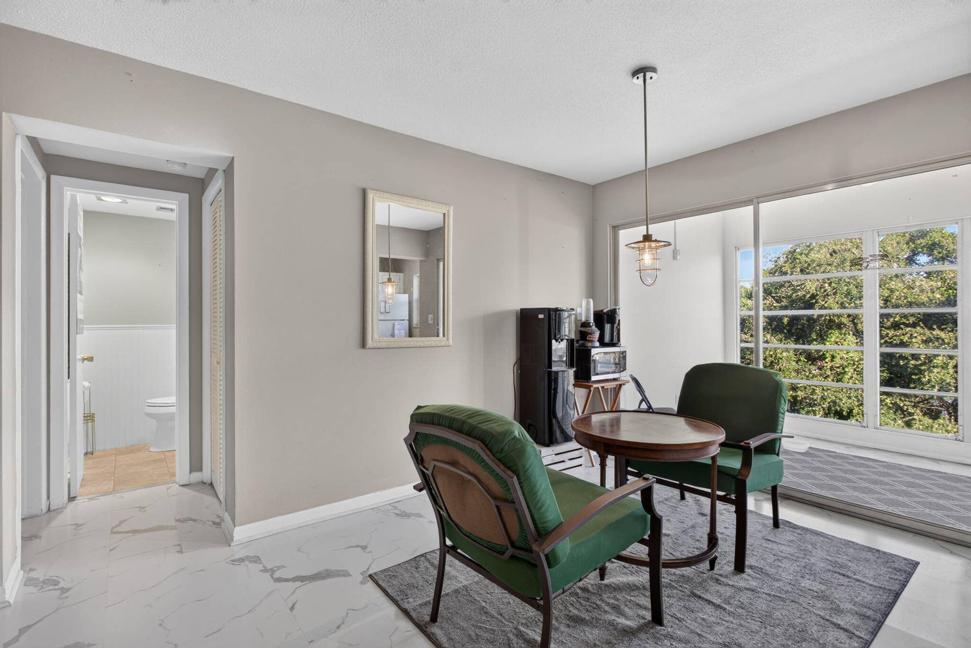 941 Crystal Lake Drive, Deerfield Beach, FL 33064 Dinng Area