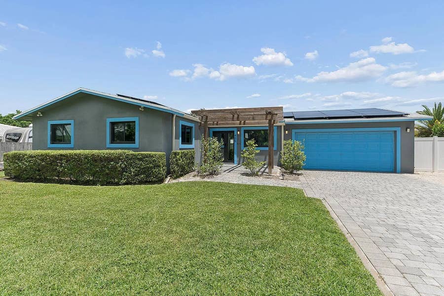 Property photo for 405 Chapel Hill Boulevard, Boynton Beach, FL