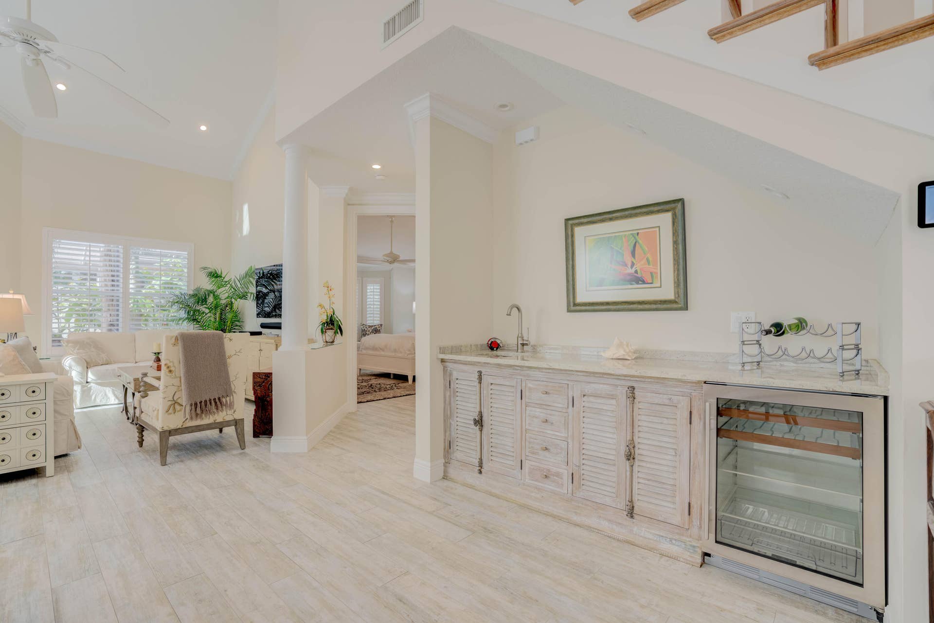 2043 Staysail Lane, Jupiter, Jupiter, FL 33477 Integrated wet bar featuring a built-in beverage cooler and sink