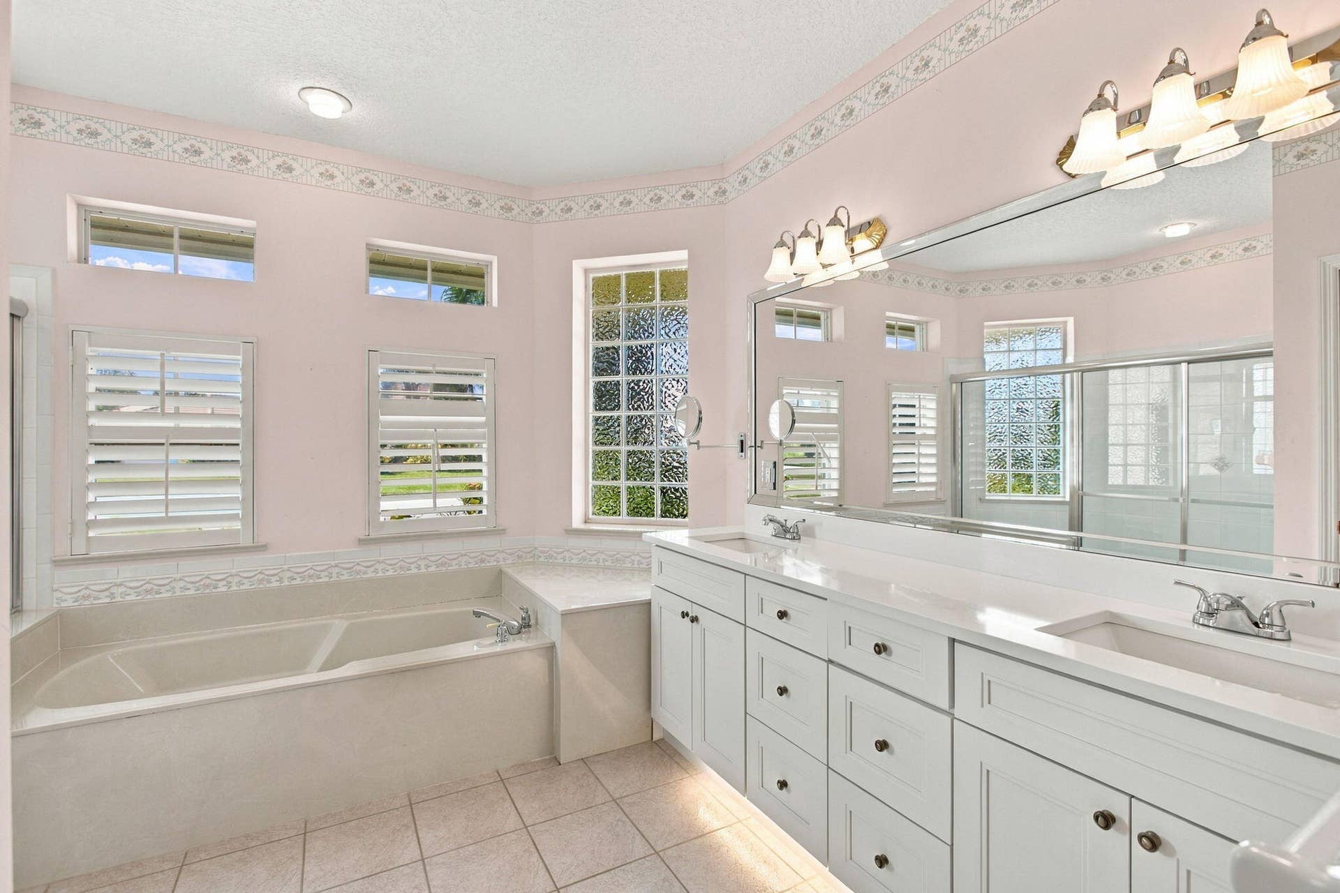 27-web-or-mls-7T7A9517