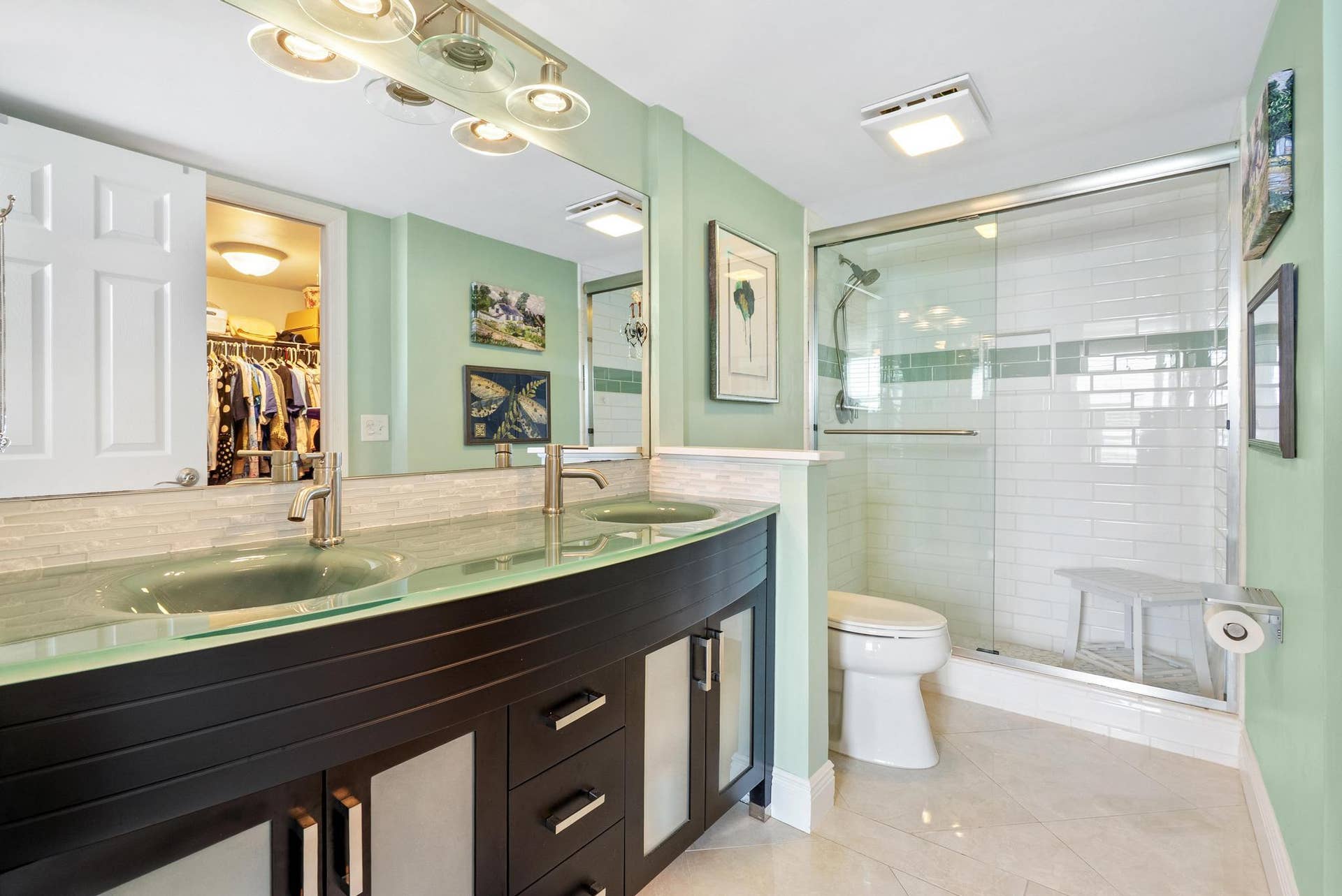 930 DOGWOOD Drive, #457, Delray Beach, FL 33483 Updated Bath 1