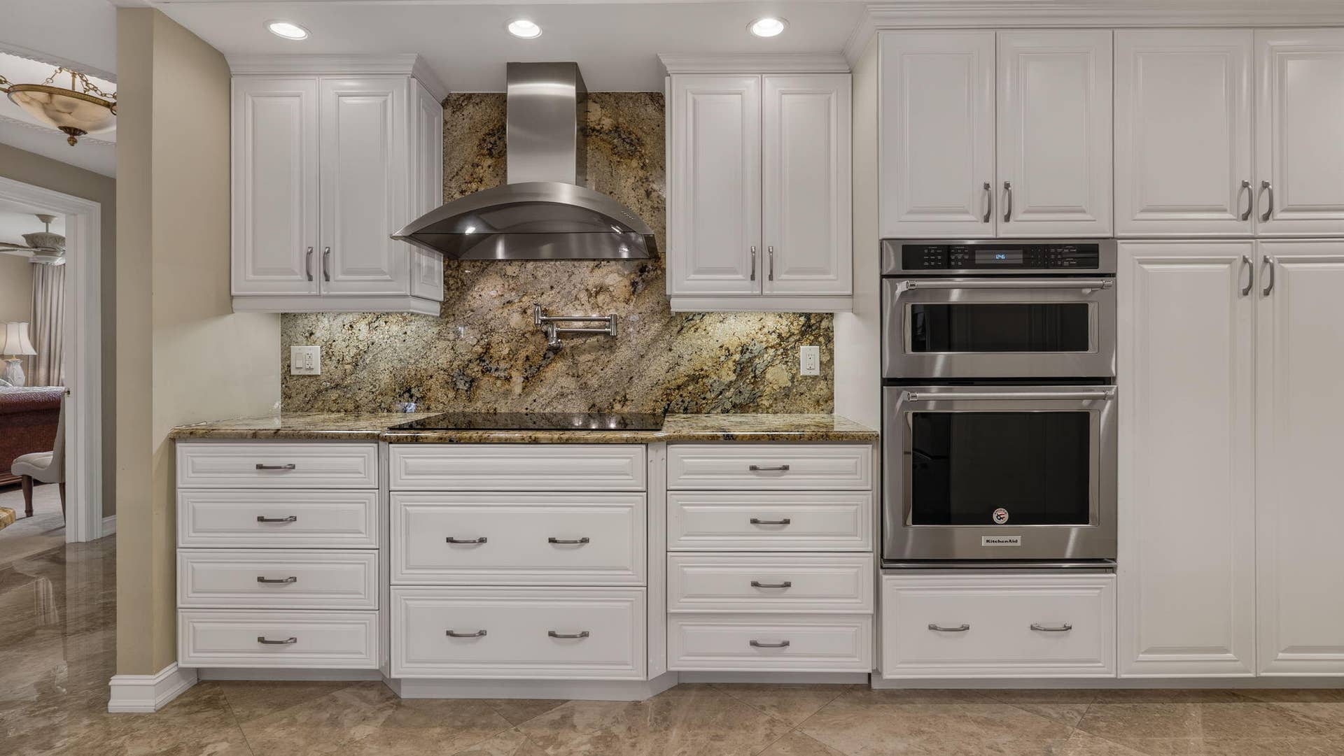 3745 OAKS CLUBHOUSE Drive, #V-8, Pompano Beach, FL 33069 38-web-or-mls-DSC00501