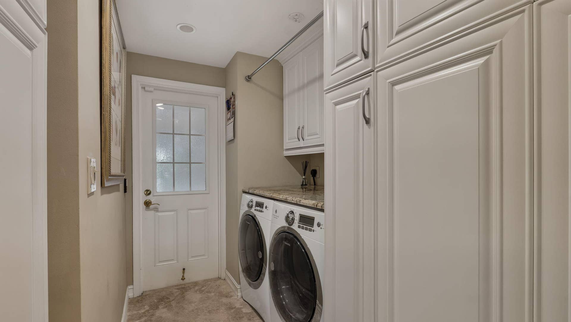 3745 OAKS CLUBHOUSE Drive, #V-8, Pompano Beach, FL 33069 42-web-or-mls-DSC00517