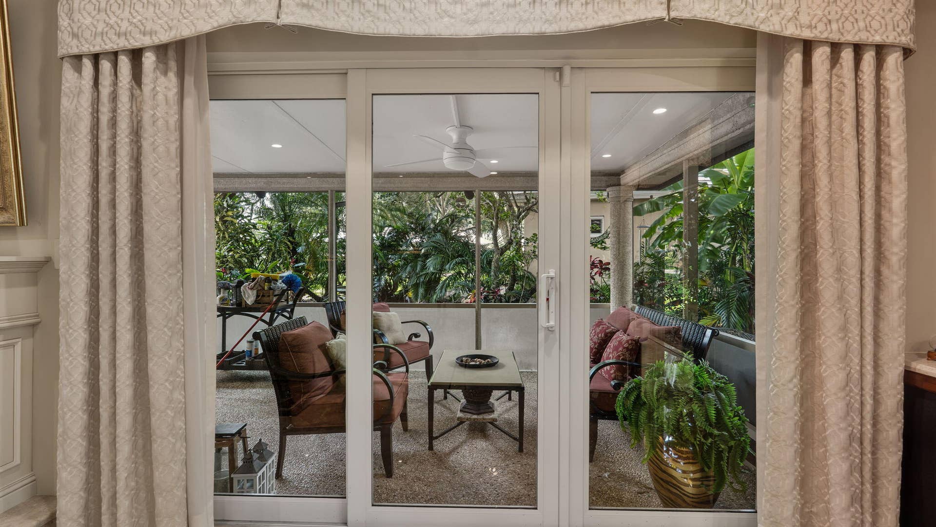 3745 OAKS CLUBHOUSE Drive, #V-8, Pompano Beach, FL 33069 12-web-or-mls-DSC00392