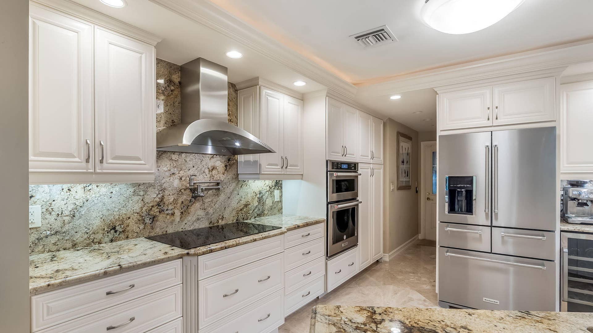 3745 OAKS CLUBHOUSE Drive, #V-8, Pompano Beach, FL 33069 64-web-or-mls-DSC01073