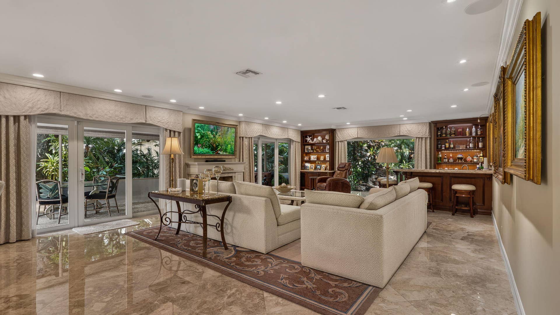 3745 OAKS CLUBHOUSE Drive, #V-8, Pompano Beach, FL 33069 30-web-or-mls-DSC00465