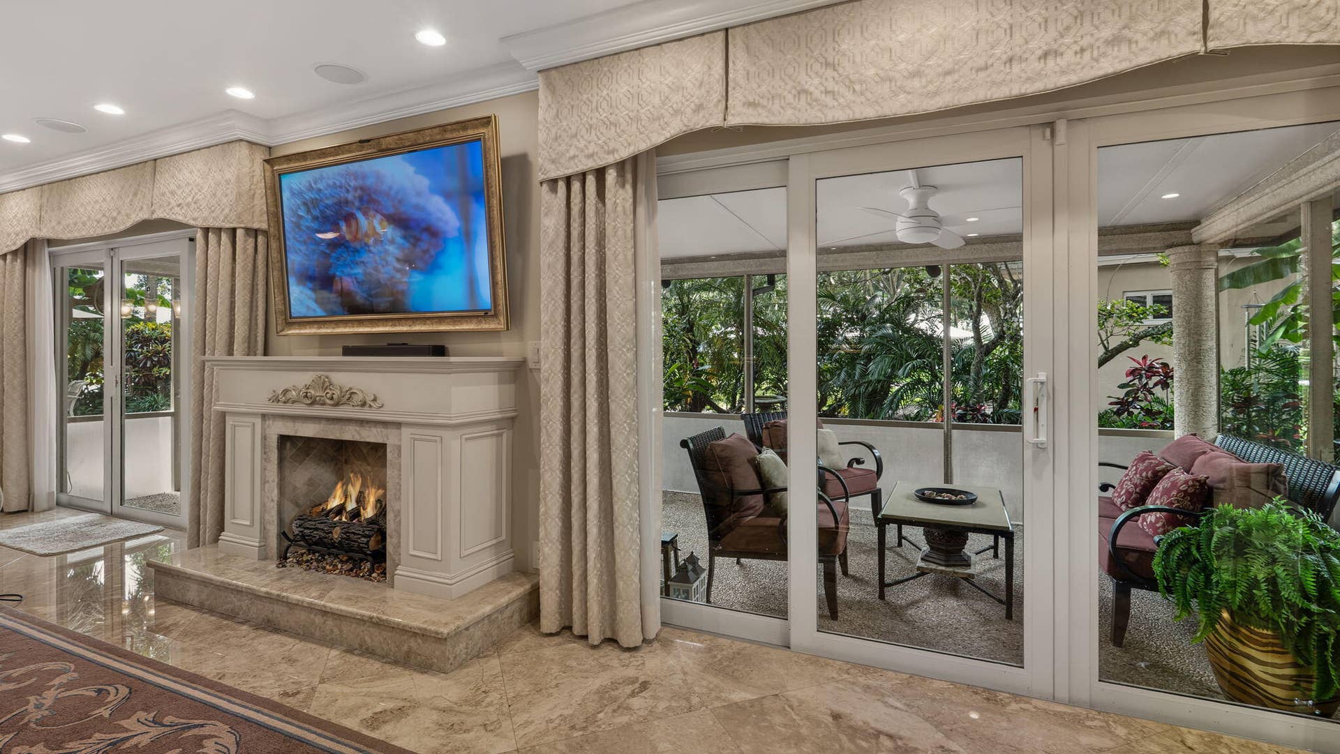 3745 OAKS CLUBHOUSE Drive, #V-8, Pompano Beach, FL 33069 33-web-or-mls-DSC00480
