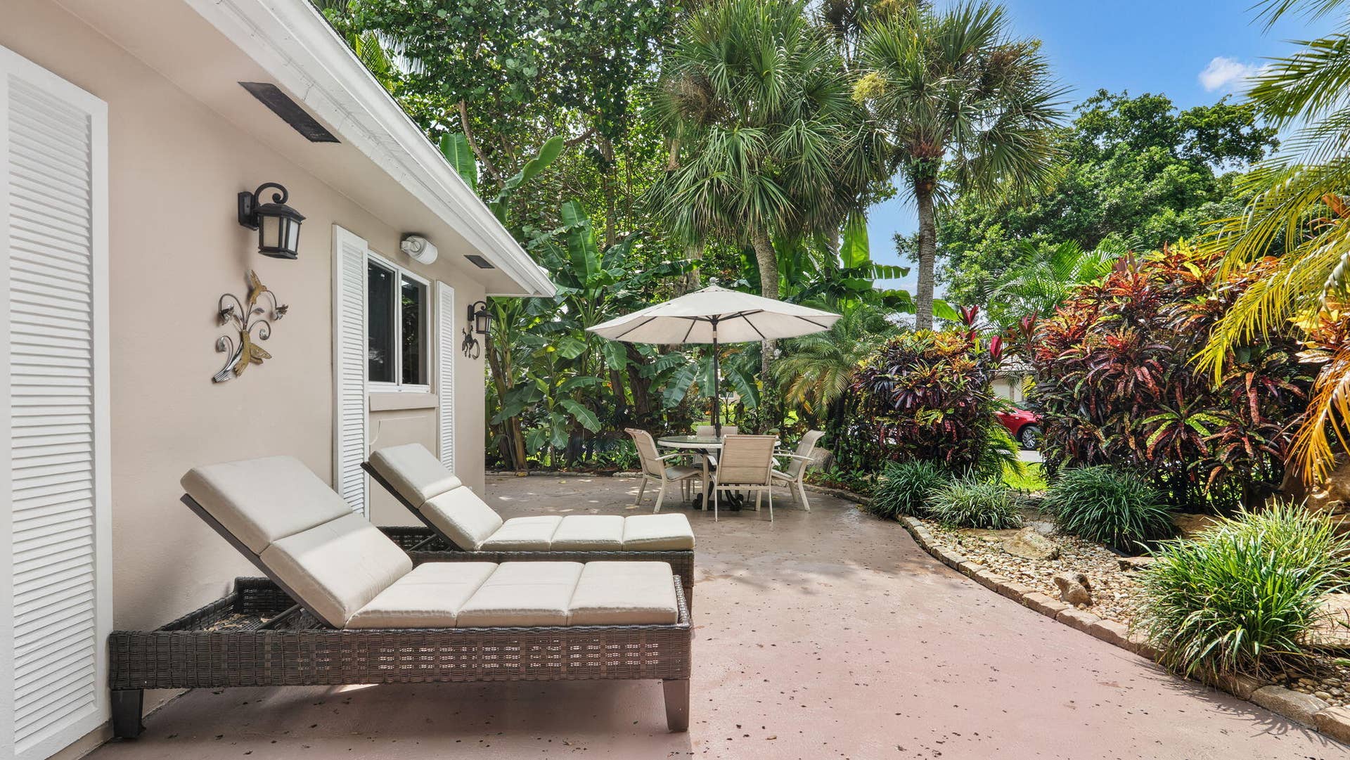 3745 OAKS CLUBHOUSE Drive, #V-8, Pompano Beach, FL 33069 53-web-or-mls-DSC00550_v2