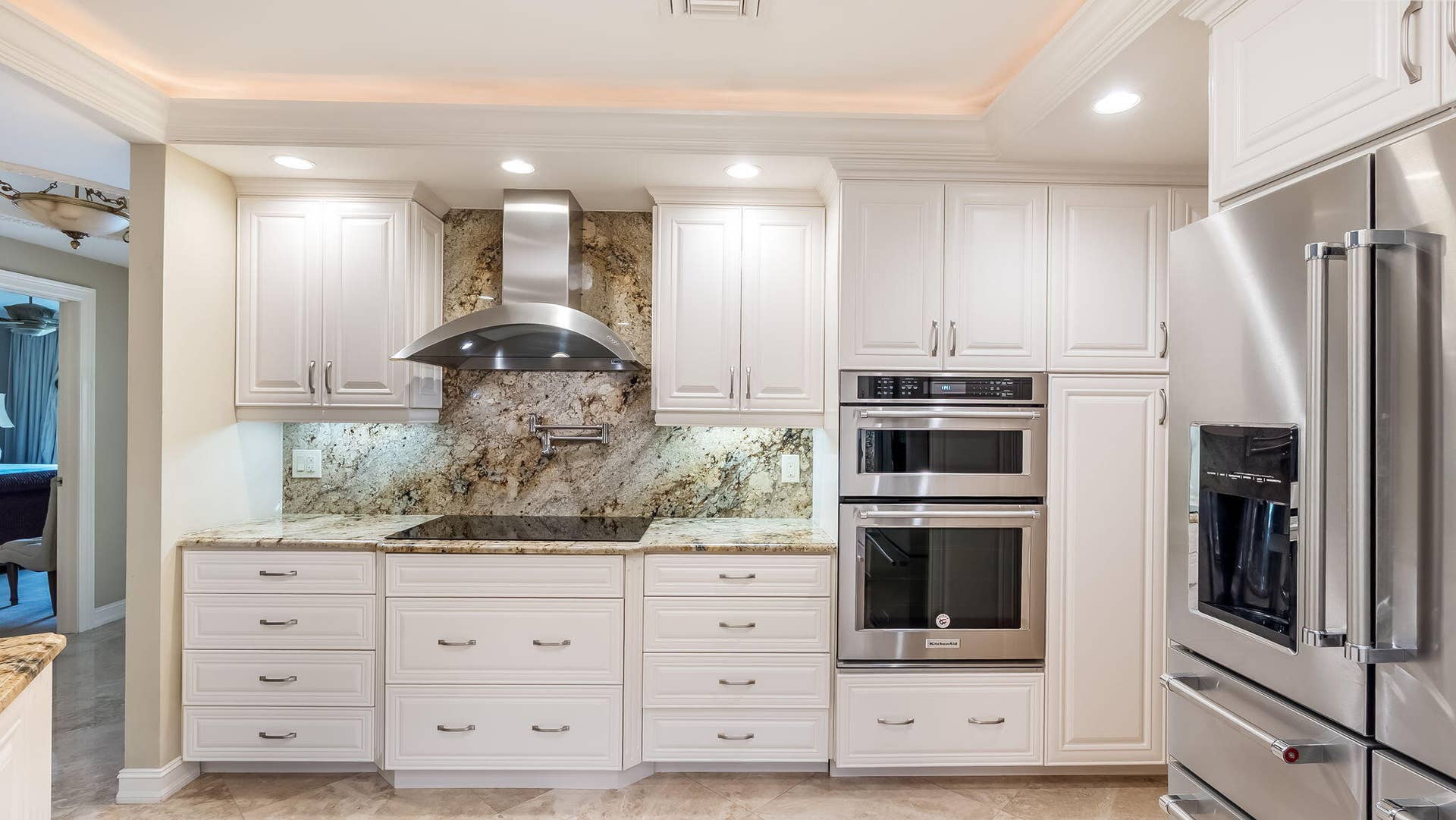 3745 OAKS CLUBHOUSE Drive, #V-8, Pompano Beach, FL 33069 65-web-or-mls-DSC01076