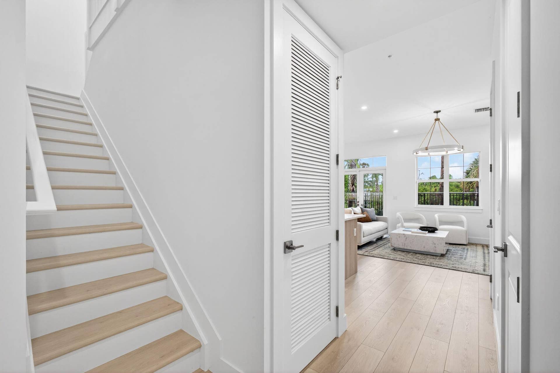 Foyer to Upstairs