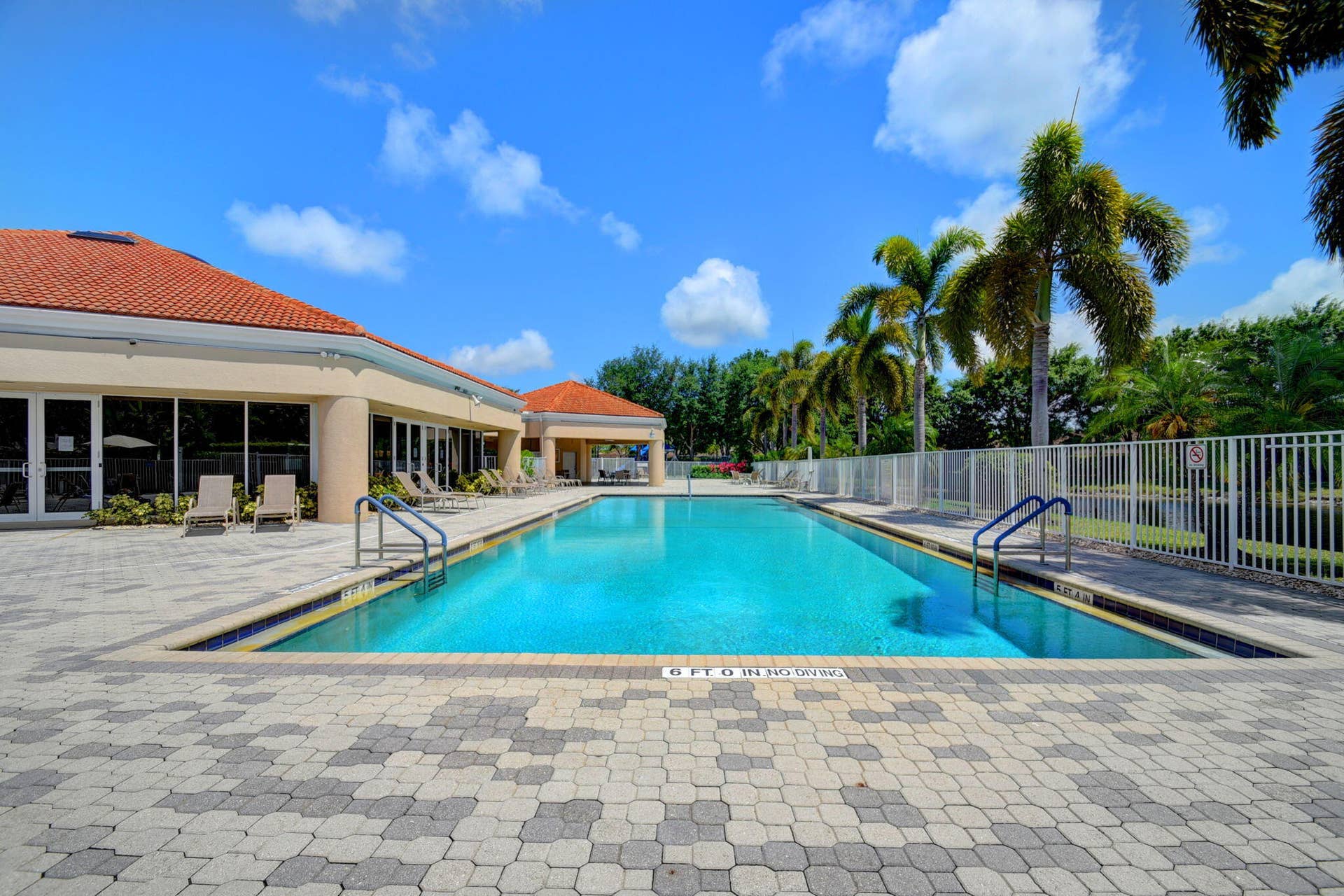64-web-or-mls-Villa San Remo (3)