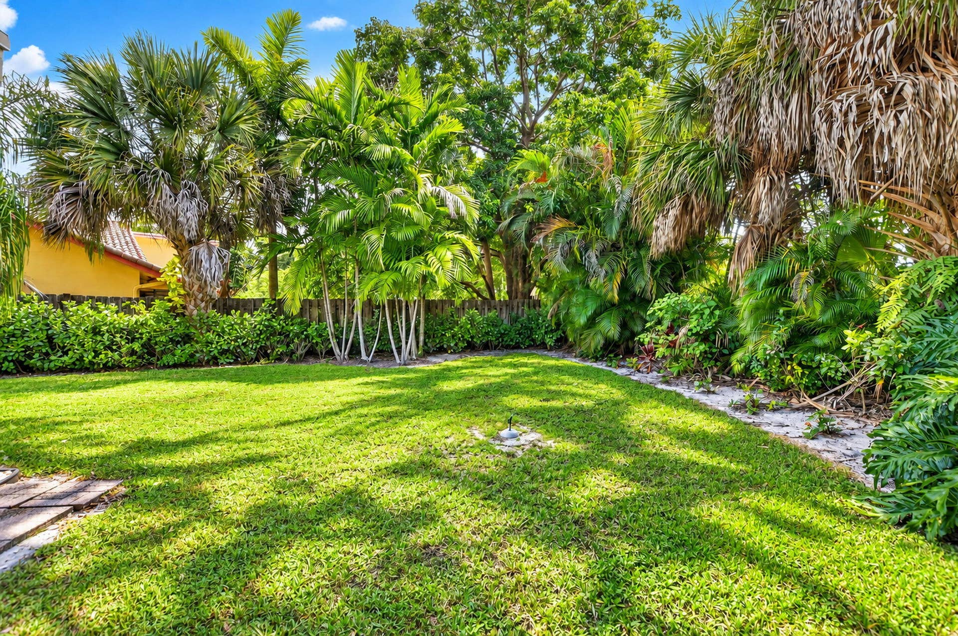 22233 LARKSPUR Trail, Boca Raton, FL 33433 51-web-or-mls-DSC_0035