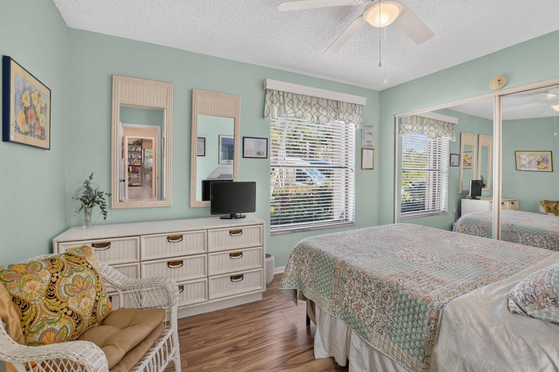 22233 LARKSPUR Trail, Boca Raton, FL 33433 33-web-or-mls-DSC_9935