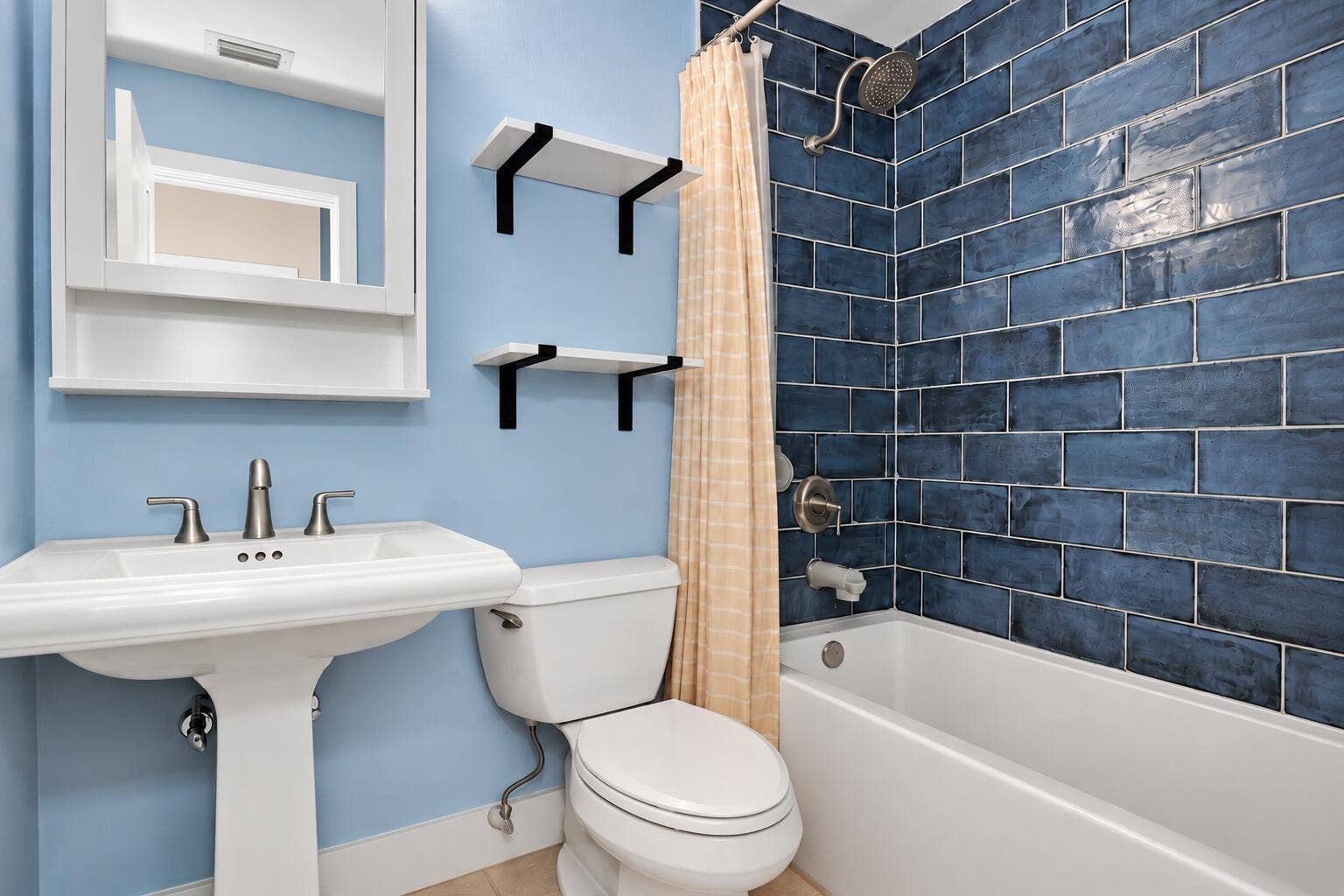 2815 SW 2ND Street, Delray Beach, FL 33445 19