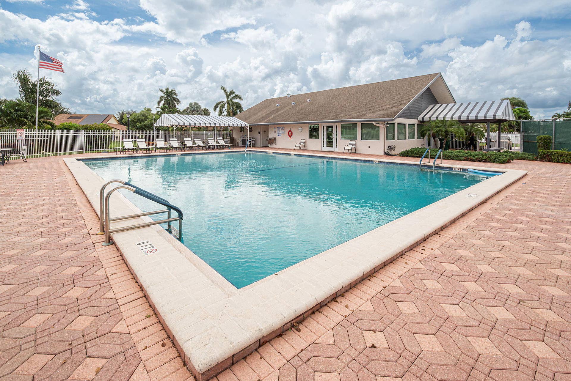 2815 SW 2ND Street, Delray Beach, FL 33445 35