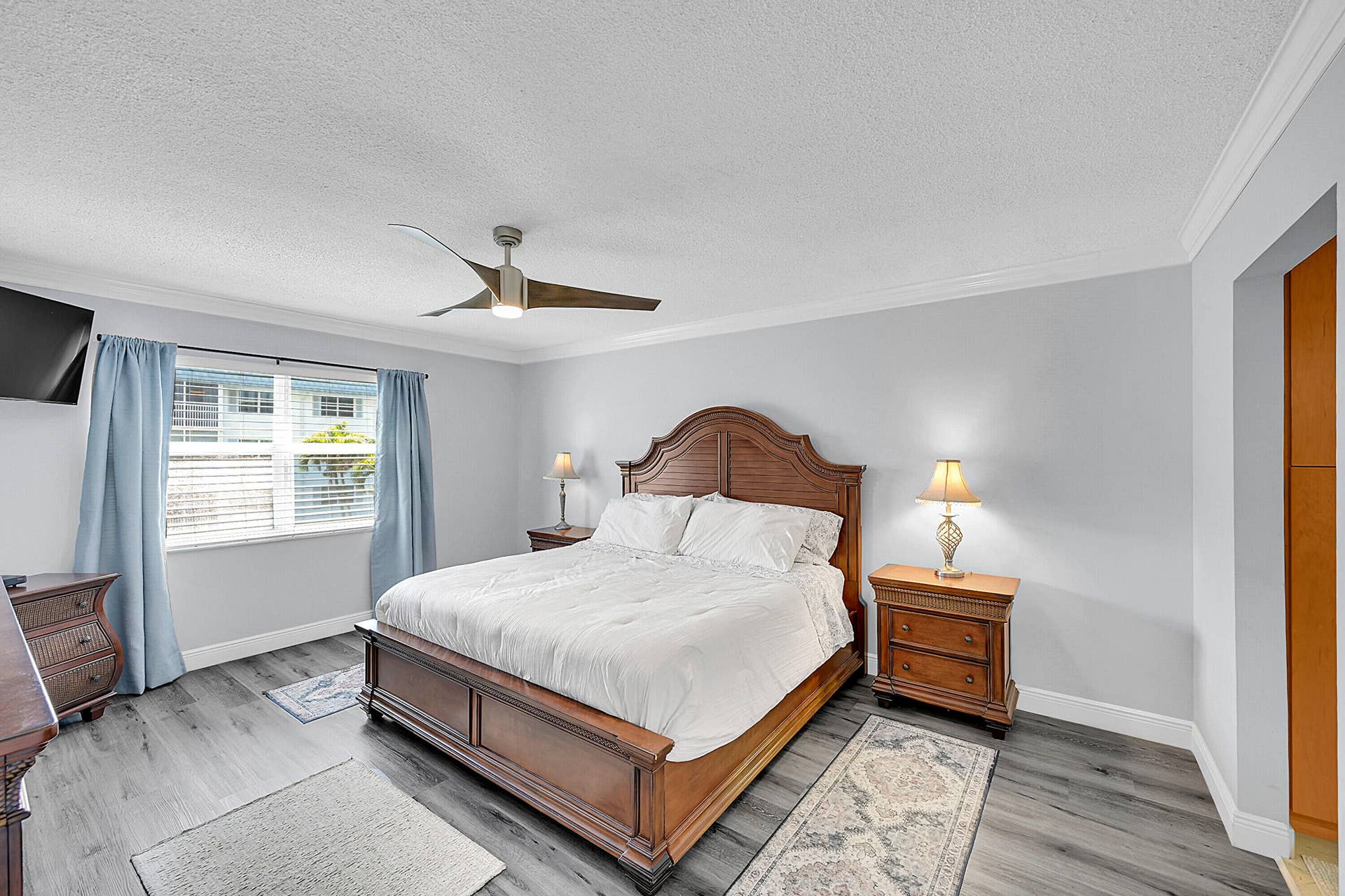 800 E Camino Real, #305, Boca Raton, FL 33432 800 E Camino Real 305