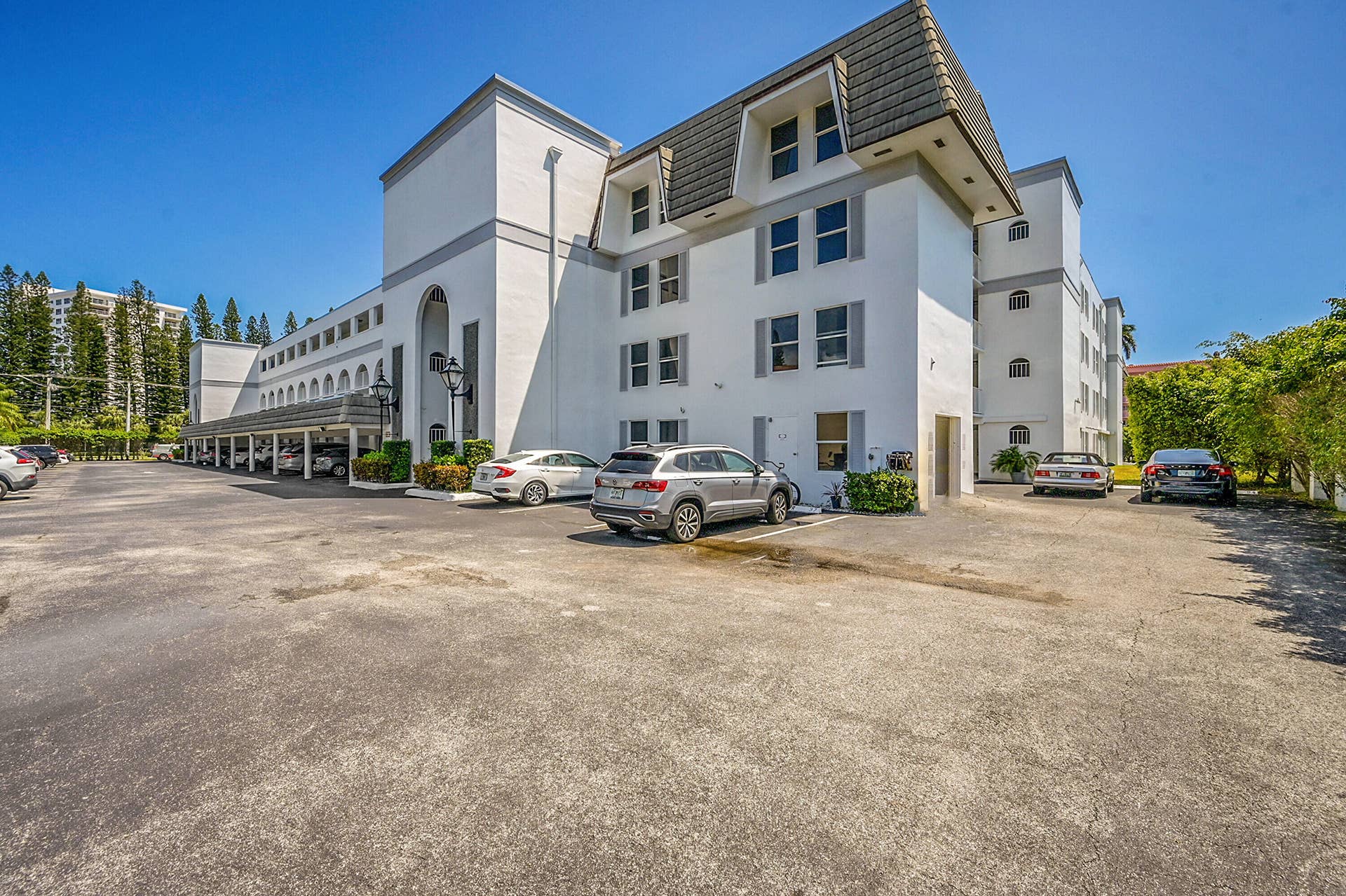 800 E Camino Real, #305, Boca Raton, FL 33432 800 E Camino Real 305