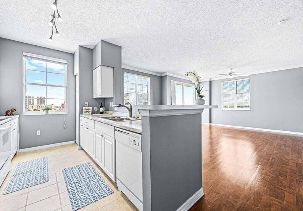 616 Clearwater Park Road, West Palm Beach, FL 33401 1112 View from Entryway of Kitchen-LR