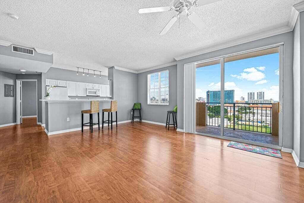 616 Clearwater Park Road, West Palm Beach, FL 33401 1112 View of LR-DR-Kitchen 2