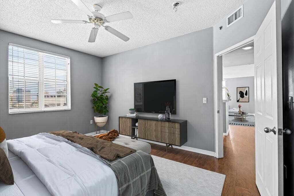 616 Clearwater Park Road, West Palm Beach, FL 33401 1112 Master Suite #2