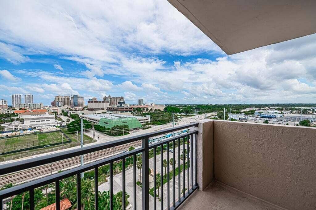 616 Clearwater Park Road, West Palm Beach, FL 33401 1112 Balcony View 2