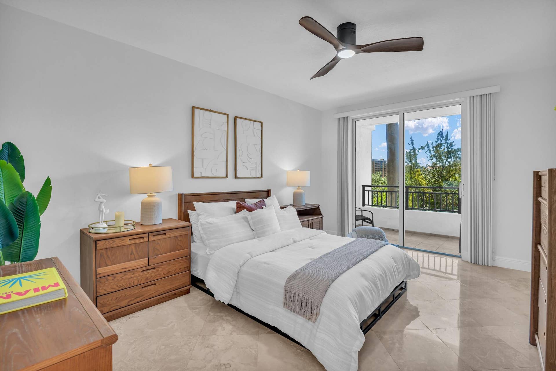 2880 NE 14TH ST Causeway, #213, Pompano Beach, FL 33062 2880 NE 14th Street Cswy 213, Pompano Be