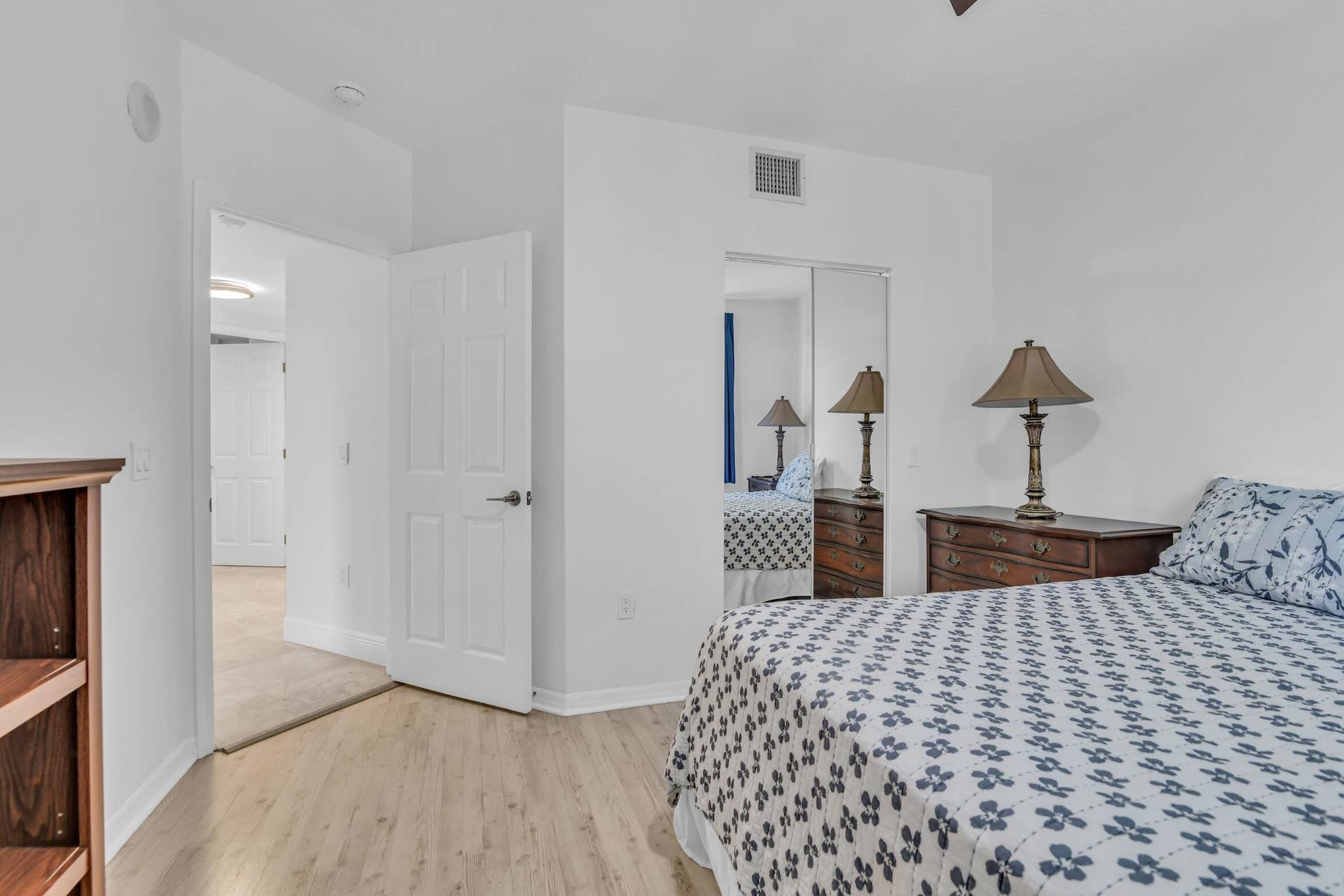 2880 NE 14TH ST Causeway, #213, Pompano Beach, FL 33062 Secondary Bedroom.
