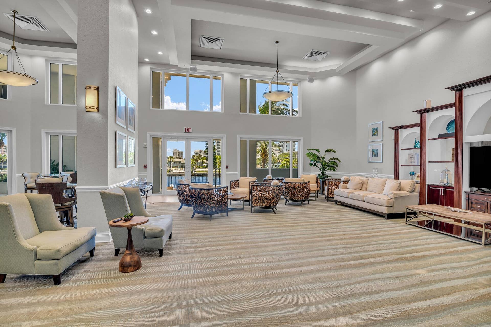 2880 NE 14TH ST Causeway, #213, Pompano Beach, FL 33062 Community Clubroom.