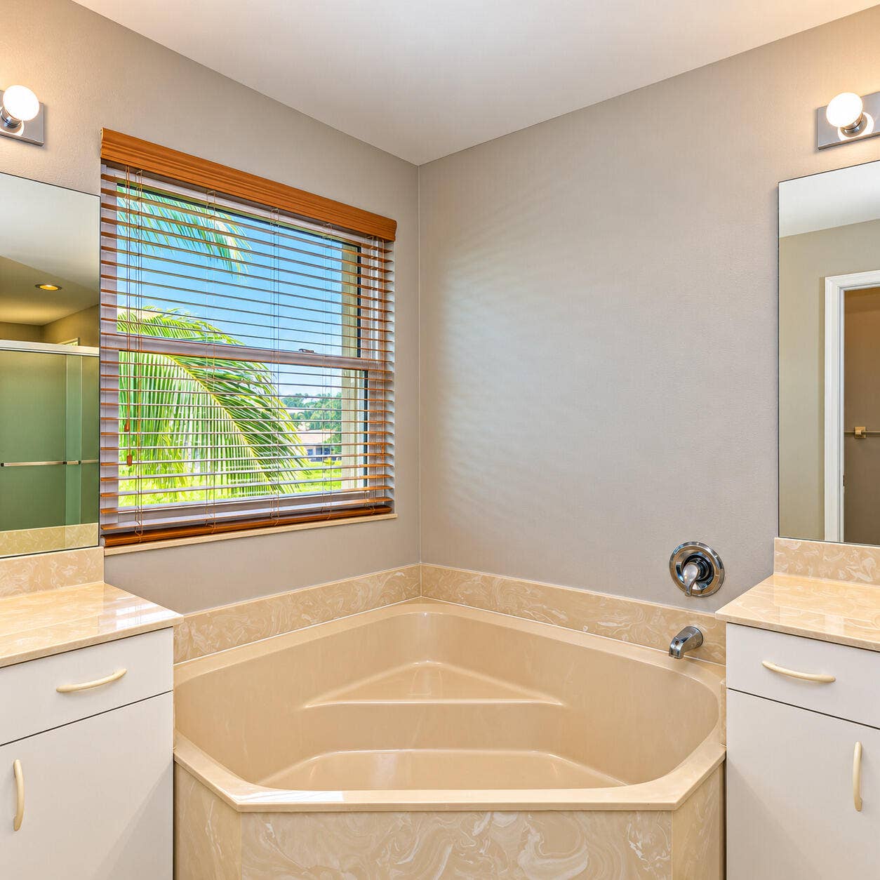 5018 Nautica Lake Circle, Greenacres, FL 33463 C33