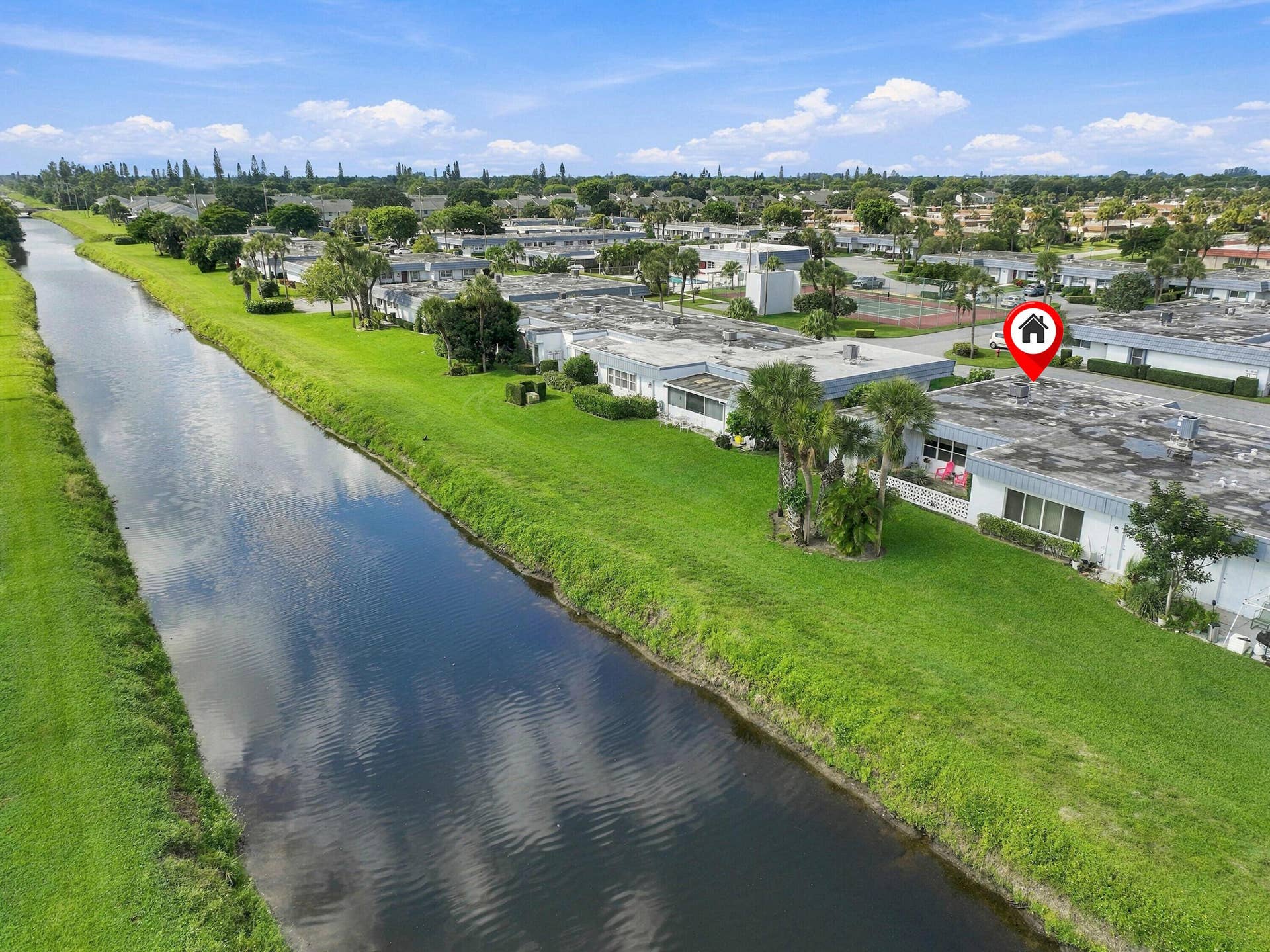 2886 FERNLEY Drive E, #32, West Palm Beach, FL 33415 Aerial Neighborhood View